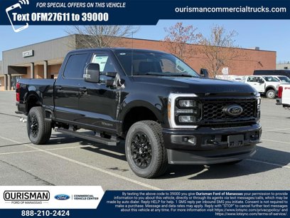 New 2025 Ford F350 Lariat w/ Black Appearance Package