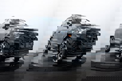 New 2025 Audi Q8 Premium Plus