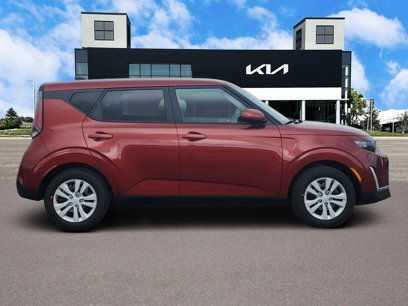 New 2025 Kia Soul LX