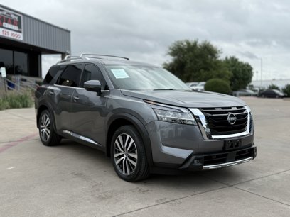Used 2022 Nissan Pathfinder Platinum