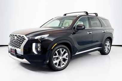 Used 2022 Hyundai Palisade Limited w/ Winter Package