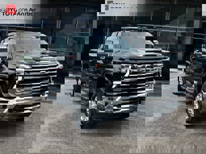 Used 2024 Chevrolet Silverado 2500 LTZ w/ LTZ Convenience Package
