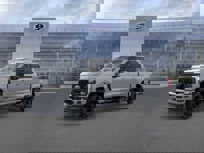 New 2025 Ford F250 XLT w/ Black Appearance Package