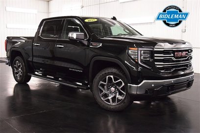 New 2025 GMC Sierra 1500 SLT w/ SLT Premium Package