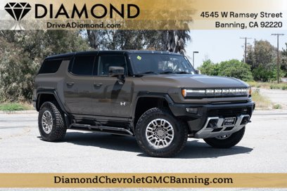 New 2024 GMC Hummer EV 2X w/ Extreme Off-Road Package