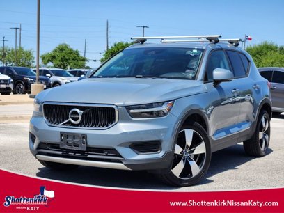 Used 2020 Volvo XC40 T4 Momentum w/ Protection Package Premier