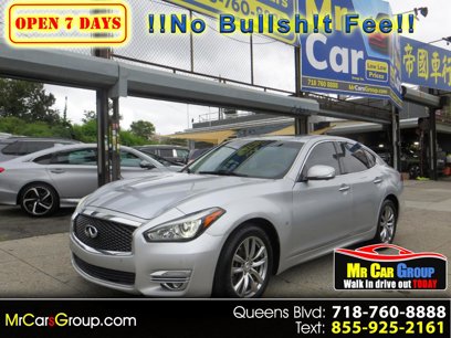 Used 2018 INFINITI Q70 Luxe