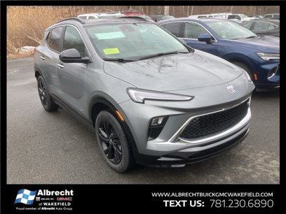 New 2025 Buick Encore GX Sport Touring w/ Black Roof Package