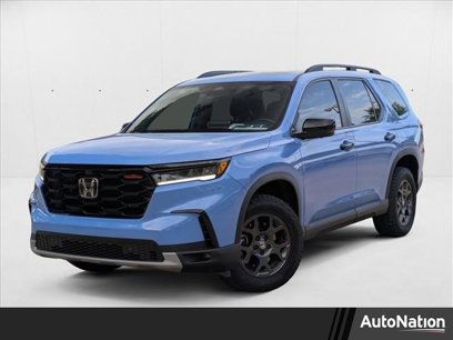 Used 2025 Honda Pilot TrailSport