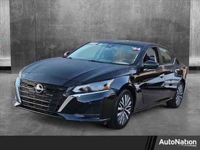Used 2024 Nissan Altima 2.5 SV