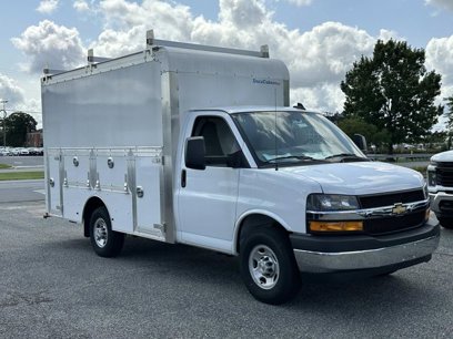 New 2024 Chevrolet Express 3500 w/ Power Convenience Package