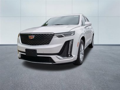 New 2025 Cadillac XT6 Luxury