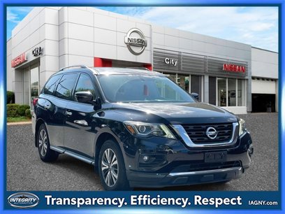 Used 2017 Nissan Pathfinder SL w/ SL Premium Package