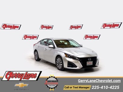 Used 2023 Nissan Altima 2.5 SV