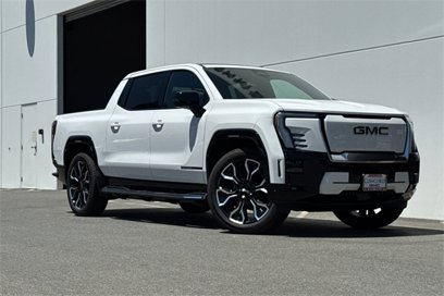 New 2025 GMC Sierra EV Denali