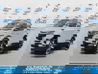 Used 2022 Chevrolet Traverse LT w/ LT Premium Package