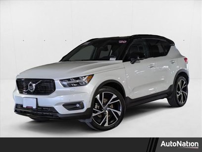 Used 2020 Volvo XC40 T5 R-Design