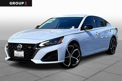 Used 2024 Nissan Altima 2.5 SR