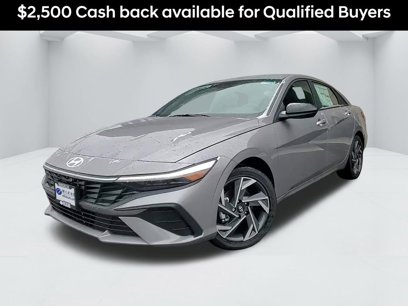 New 2025 Hyundai Elantra SEL w/ Cargo Package