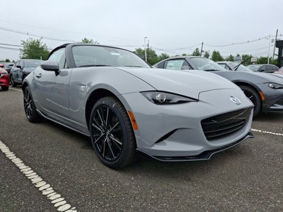 New 2025 MAZDA MX-5 Miata Grand Touring w/ Appearance Package
