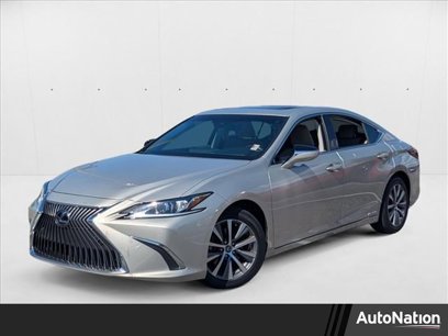 Used 2020 Lexus ES 300h w/ Premium Package