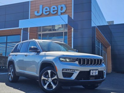 New 2024 Jeep Grand Cherokee Limited 4xe w/ Luxury Tech Group II