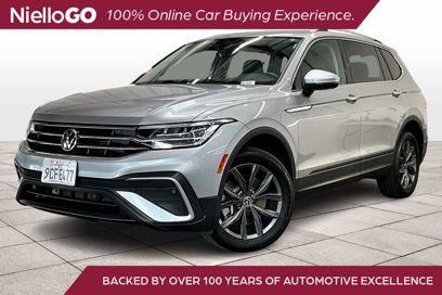 Used 2022 Volkswagen Tiguan SE