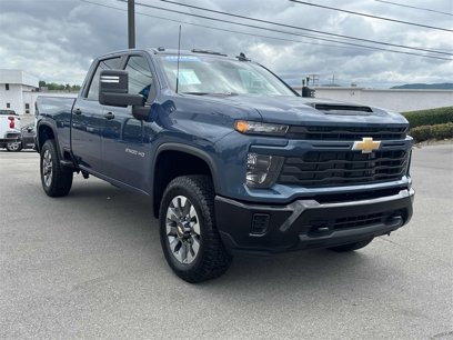 Used 2025 Chevrolet Silverado 2500 Custom w/ Custom Convenience Package