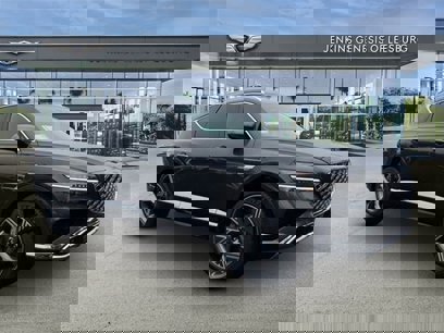 New 2025 Genesis GV80 3.5T Prestige