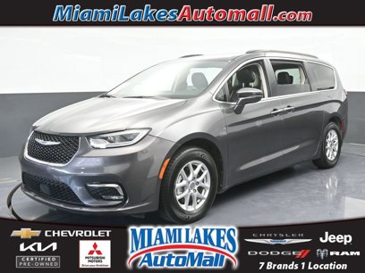 Used 2022 Chrysler Pacifica Touring-L