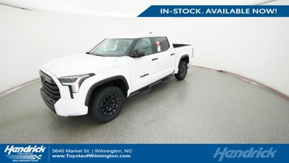New 2025 Toyota Tundra SR5