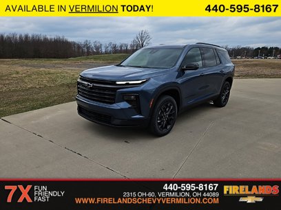 New 2025 Chevrolet Traverse LT w/ Midnight/Sport Edition