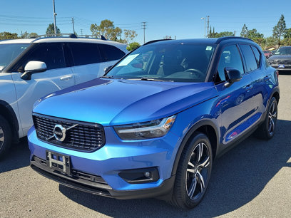 Used 2021 Volvo XC40 T5 R-Design w/ Protection Package Premier
