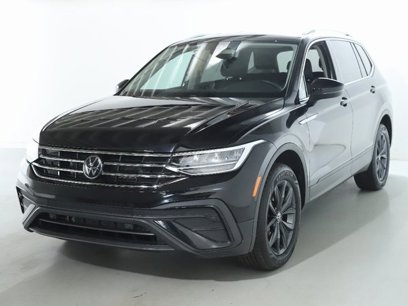 Used 2023 Volkswagen Tiguan SE