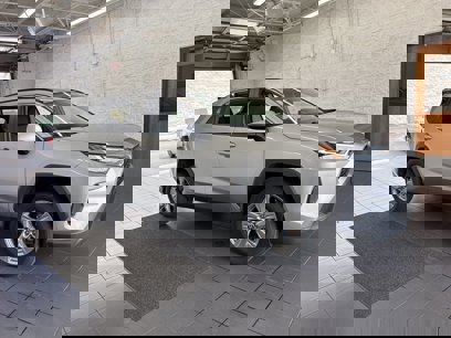 Used 2022 Toyota RAV4 XLE