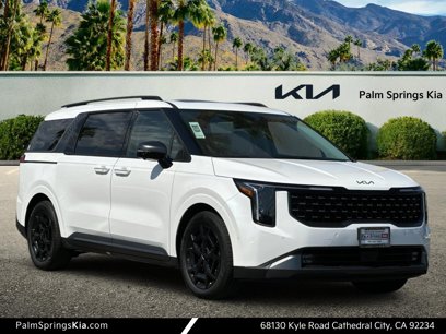 New 2025 Kia Carnival SX