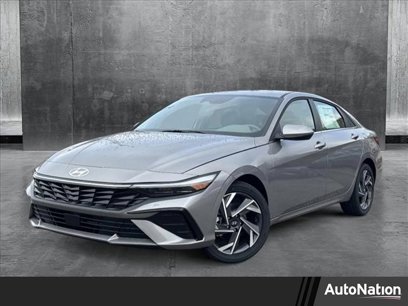 New 2025 Hyundai Elantra SEL