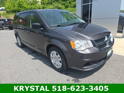 Certified 2019 Dodge Grand Caravan SE w/ UConnect Hands-Free Group