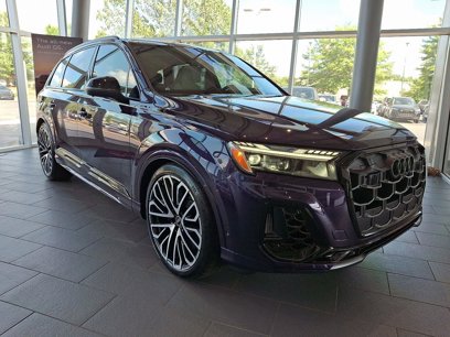New 2025 Audi SQ7 Prestige