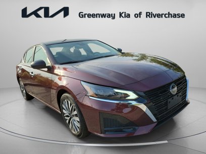 Used 2024 Nissan Altima 2.5 SV