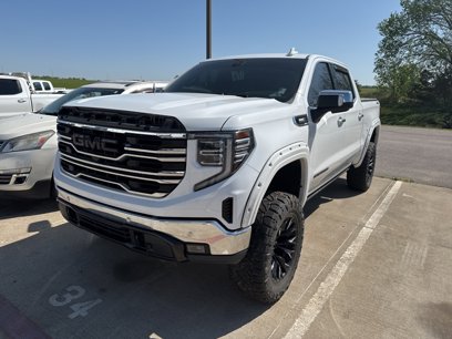 Used 2022 GMC Sierra 1500 SLT w/ SLT Premium Plus Package