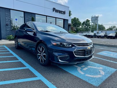 Used 2017 Chevrolet Malibu LT