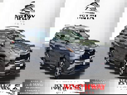Used 2022 Toyota Highlander XLE