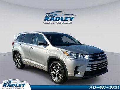 Used 2017 Toyota Highlander LE
