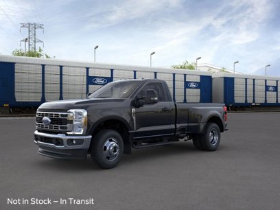 New 2025 Ford F350 XLT