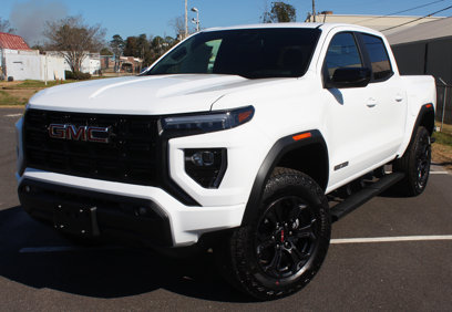 New 2025 GMC Canyon Elevation w/ Convenience Package