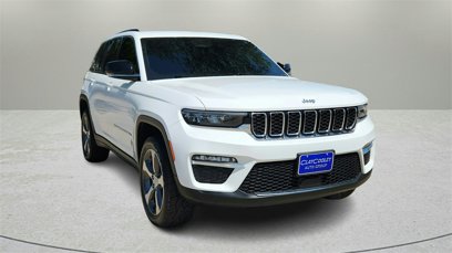 Used 2023 Jeep Grand Cherokee Limited w/ Trailer Tow Prep Group (B)