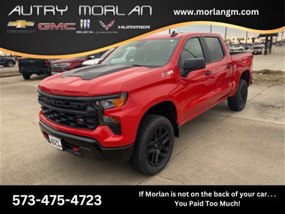 New 2025 Chevrolet Silverado 1500 Custom Trail Boss w/ LPO, Dark Essentials Package