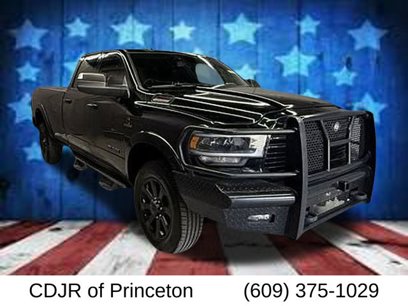 Used 2019 RAM 2500 Laramie w/ Black Appearance Package