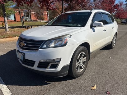 Used 2017 Chevrolet Traverse LT